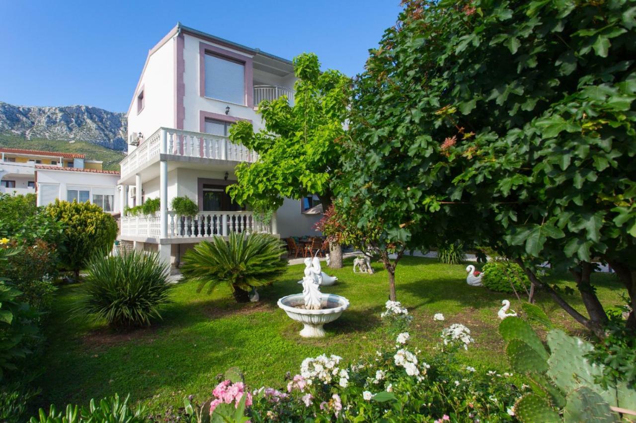 Apartmani Luis Kaštela Exterior foto